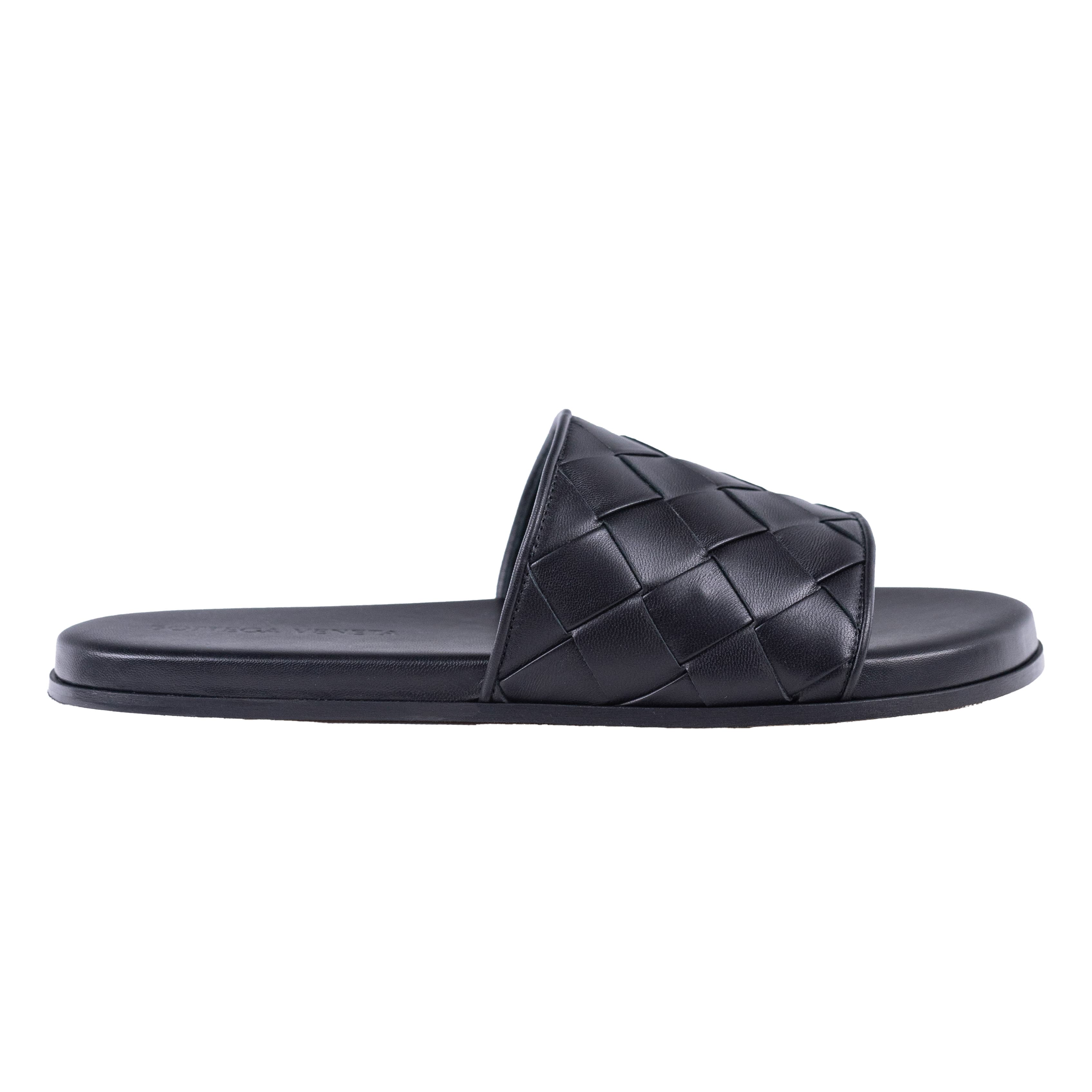 Шльопанці Bottega Veneta